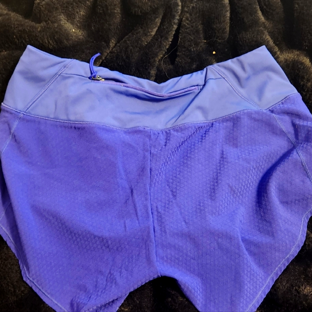 Oiselle roga.shirts